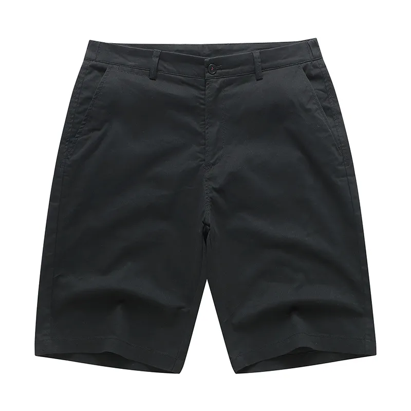 Casual shorts with zipper pockets