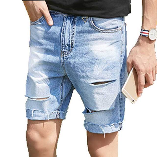 cut off jean shorts with frayed edges