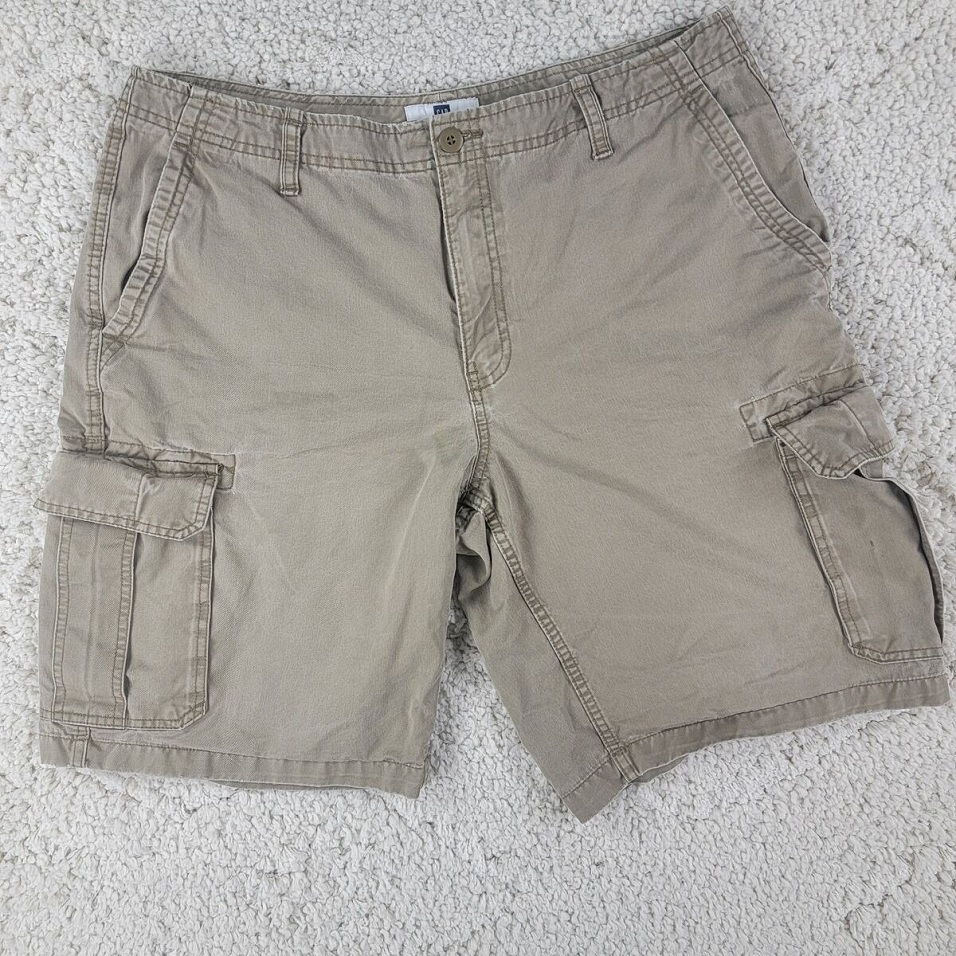 gap cargo shorts